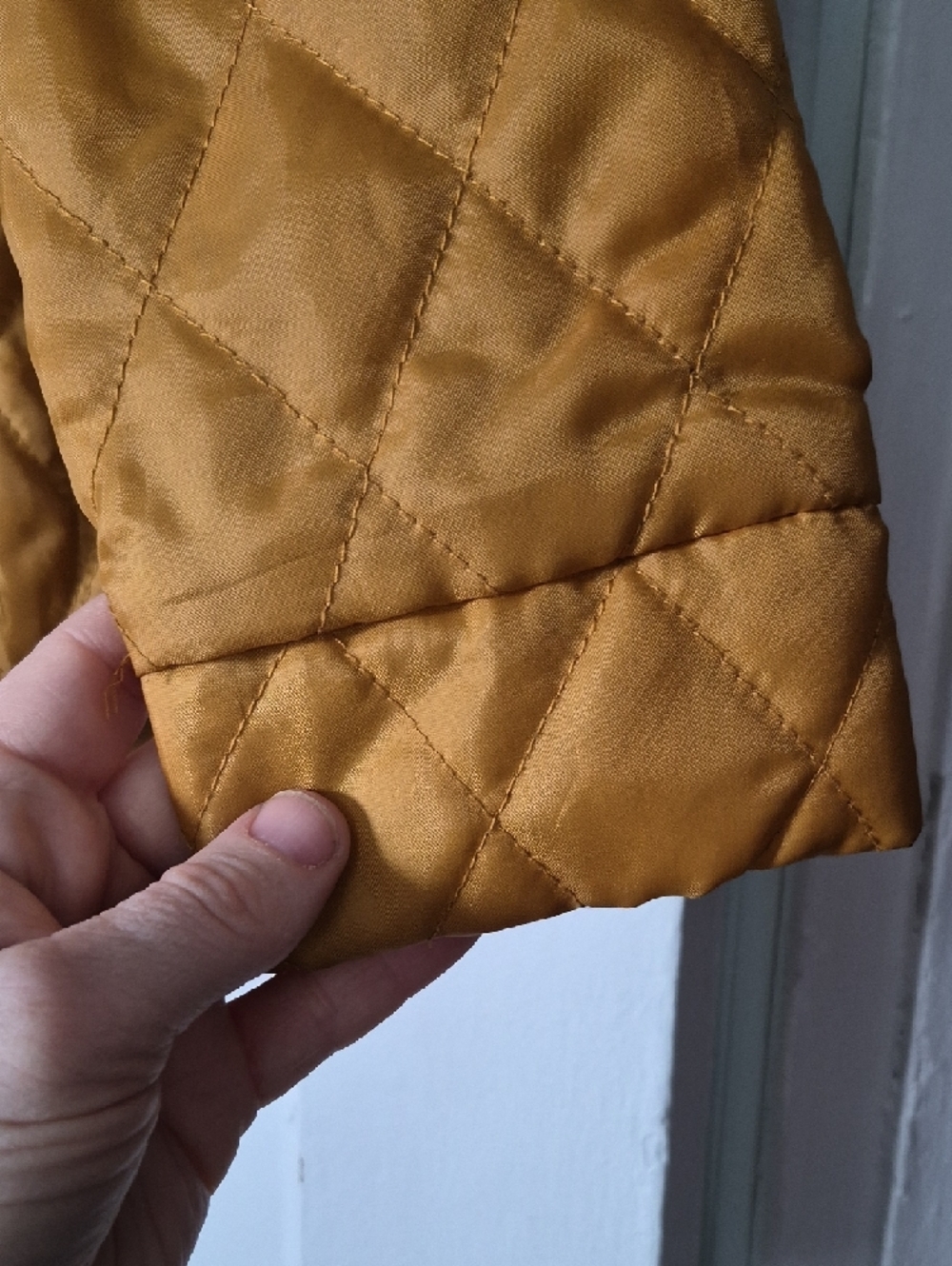 Quilted Mustard Yellow Light Quilted Zip-Up Jacket Coat With Pockets Med/large - Picture 8 of 10